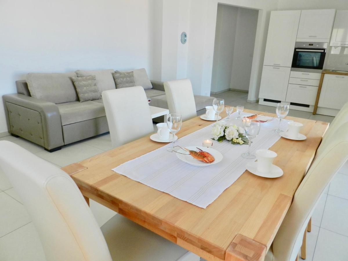 Diamant Apartments Baška Voda Eksteriør bilde