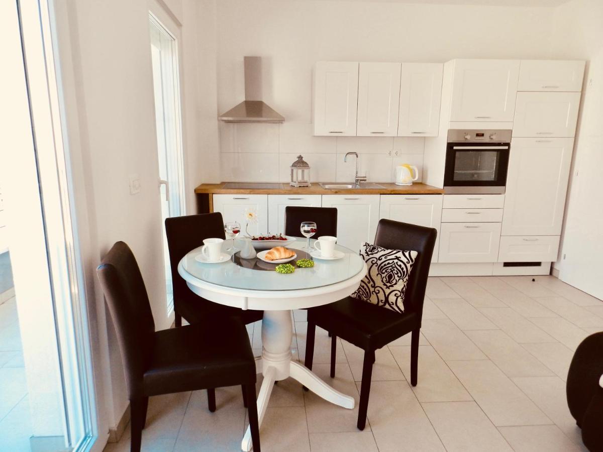Diamant Apartments Baška Voda Eksteriør bilde