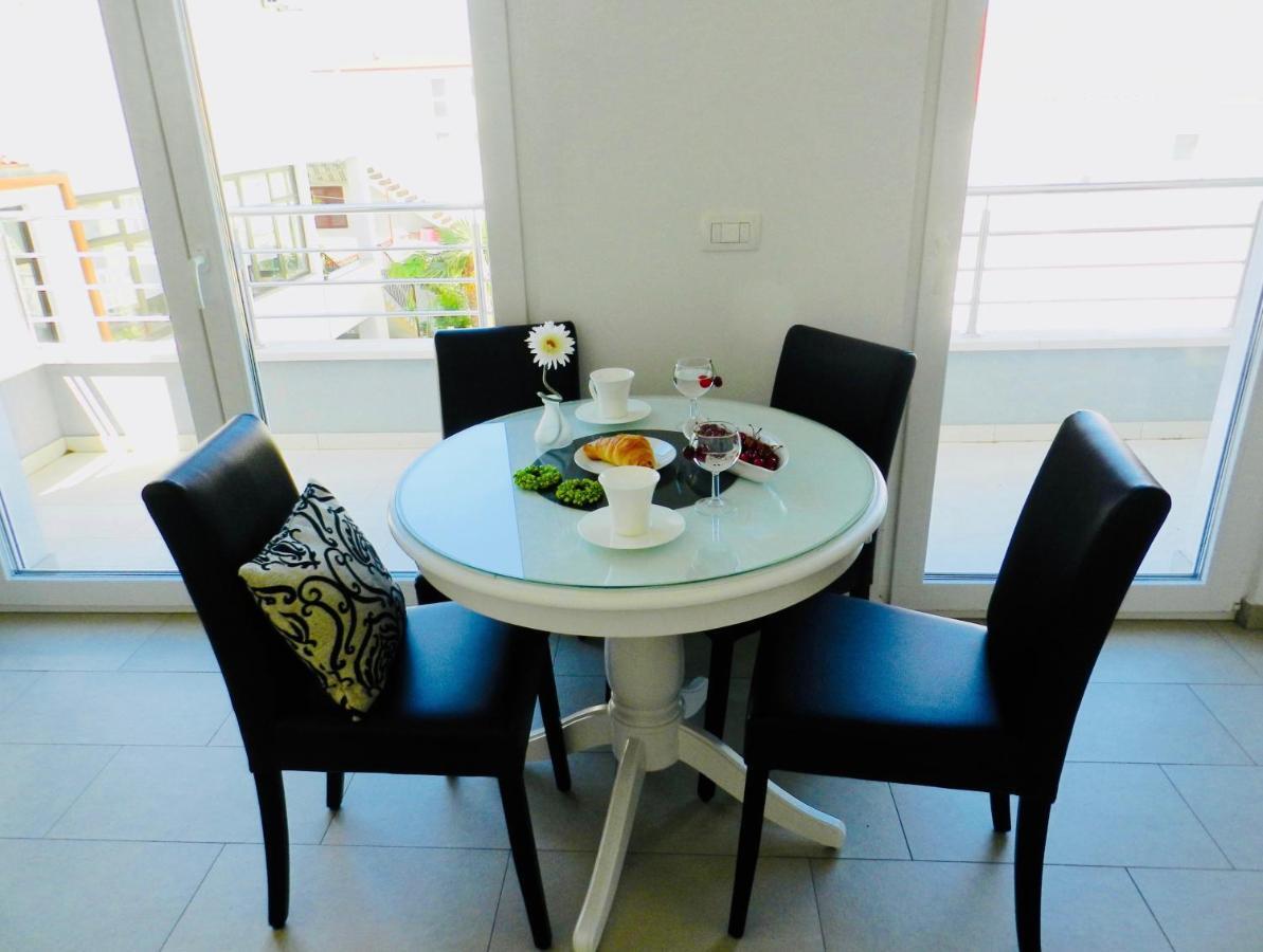 Diamant Apartments Baška Voda Eksteriør bilde