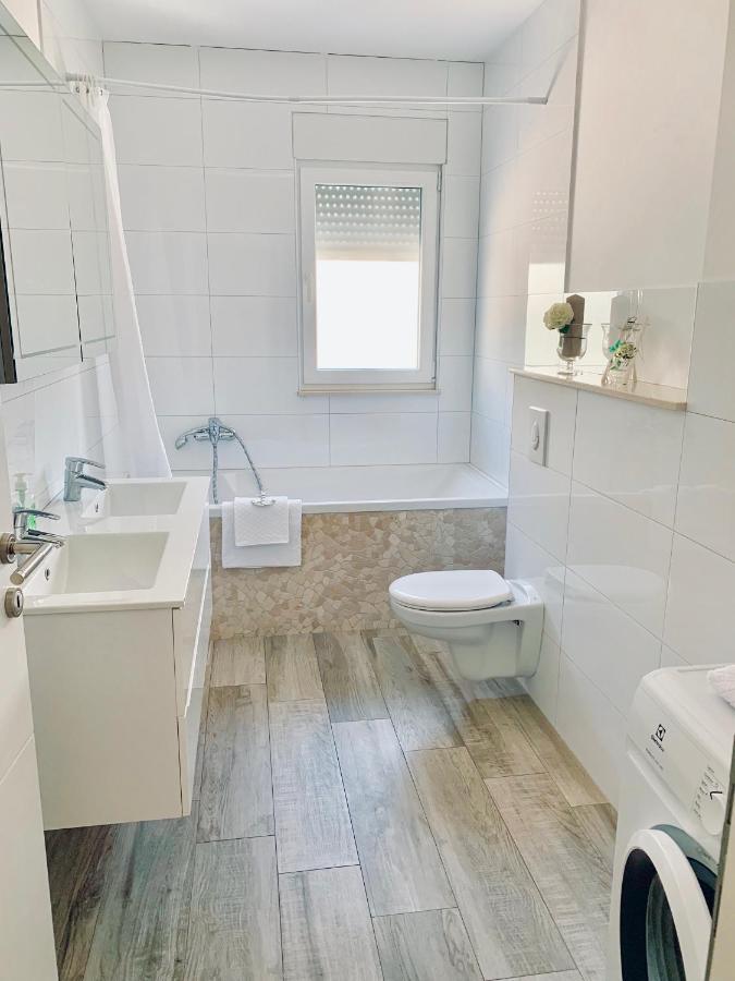 Diamant Apartments Baška Voda Eksteriør bilde